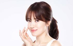 Ini 7 produk Kecantikan yang Dapat Membuat Kulit Wajah Terlihat Glowing