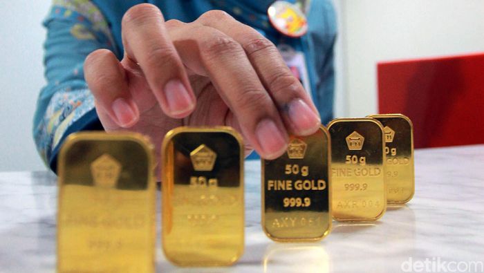 Jumat Pagi, Harga Emas Antam Capai Rp 1.072.000 per gram