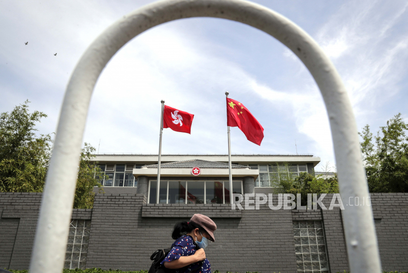 RI Tetap Hormati Prinsip Satu Negara Dua Sistem
