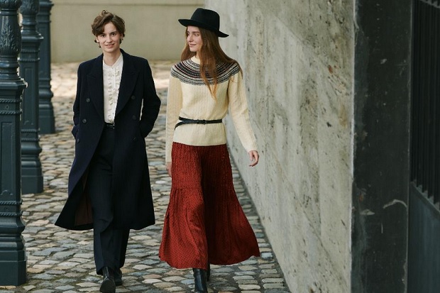 Inspirasi Busana Prancis 1970-an