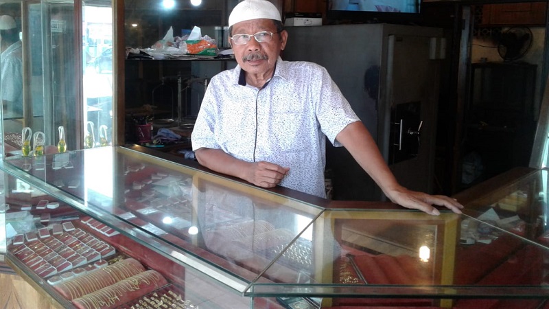 Harga Emas Turun, Masyarakat Pilih Menjual Daripada Membeli