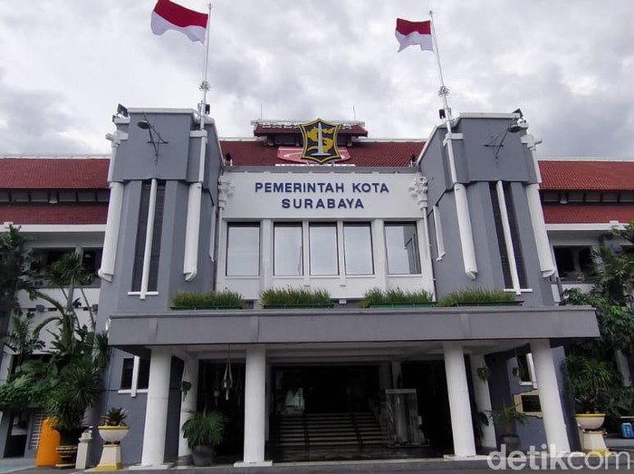 Awas! Kalau Geger Sendiri, PDIP Bisa Kehilangan Wali Kota Surabaya