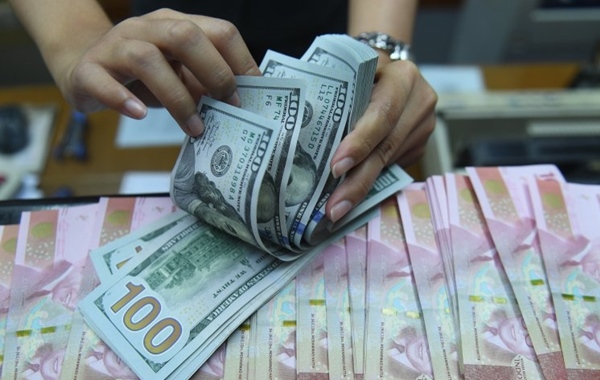 Rupiah Melemah, Ini Penyebabnya