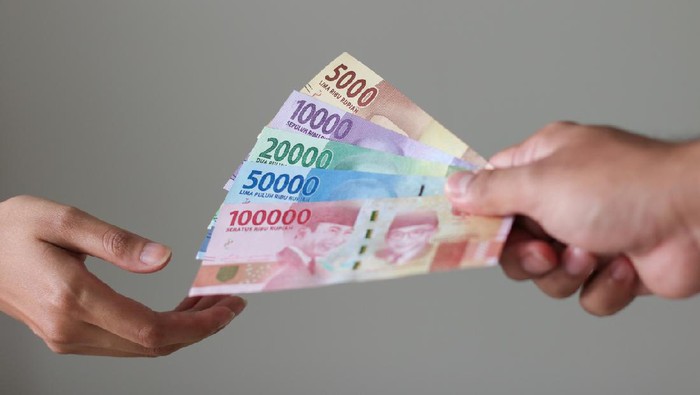 Mau Ngutang di Tengah Pandemi? Perhatikan Ini Dulu