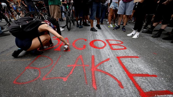 Ditembak Tujuh Kali di Punggung, Jacob Blake Pertama Kali Tampil ke Publik