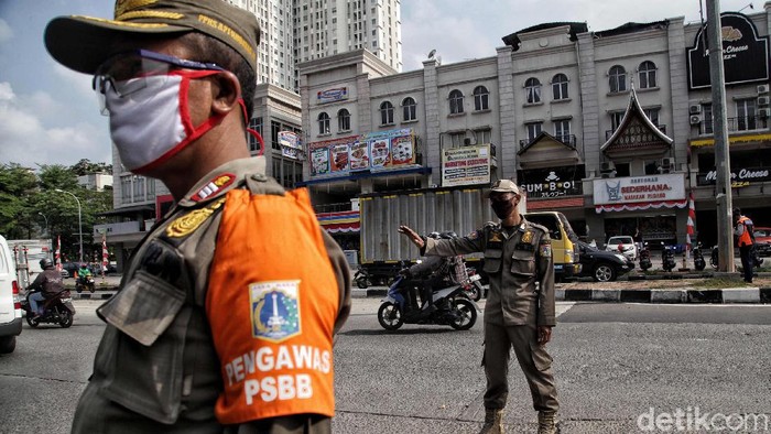 PSBM Jokowi Vs PSBB Anies, Ini Bedanya