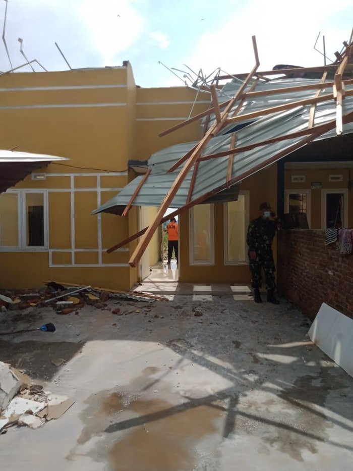 Puting Beliung Terjang Deli Serdang, 3 Orang Luka-56 Rumah Rusak