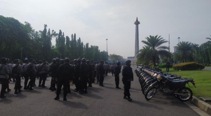 Jelang Demo Mahasiswa Tolak Omnibus Law, Polisi-TNI Bersiaga di Kawasan Istana